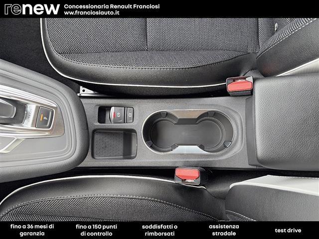 RENAULT Captur E-TECH Hybrid 145 TECHNO