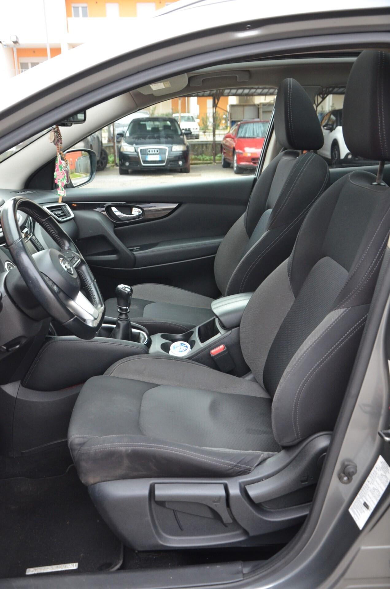 Nissan Qashqai 1.3 DIG-T 140 CV N-Connecta