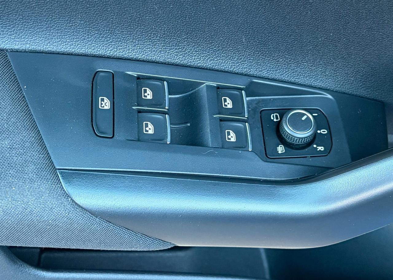 Volkswagen Taigo 1.0 TSI 110 CV R-Line