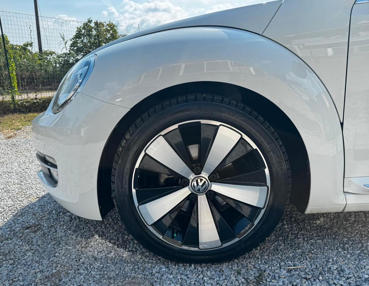 Volkswagen Maggiolino Cabrio 2.0 TDI Design BlueMotion Technology
