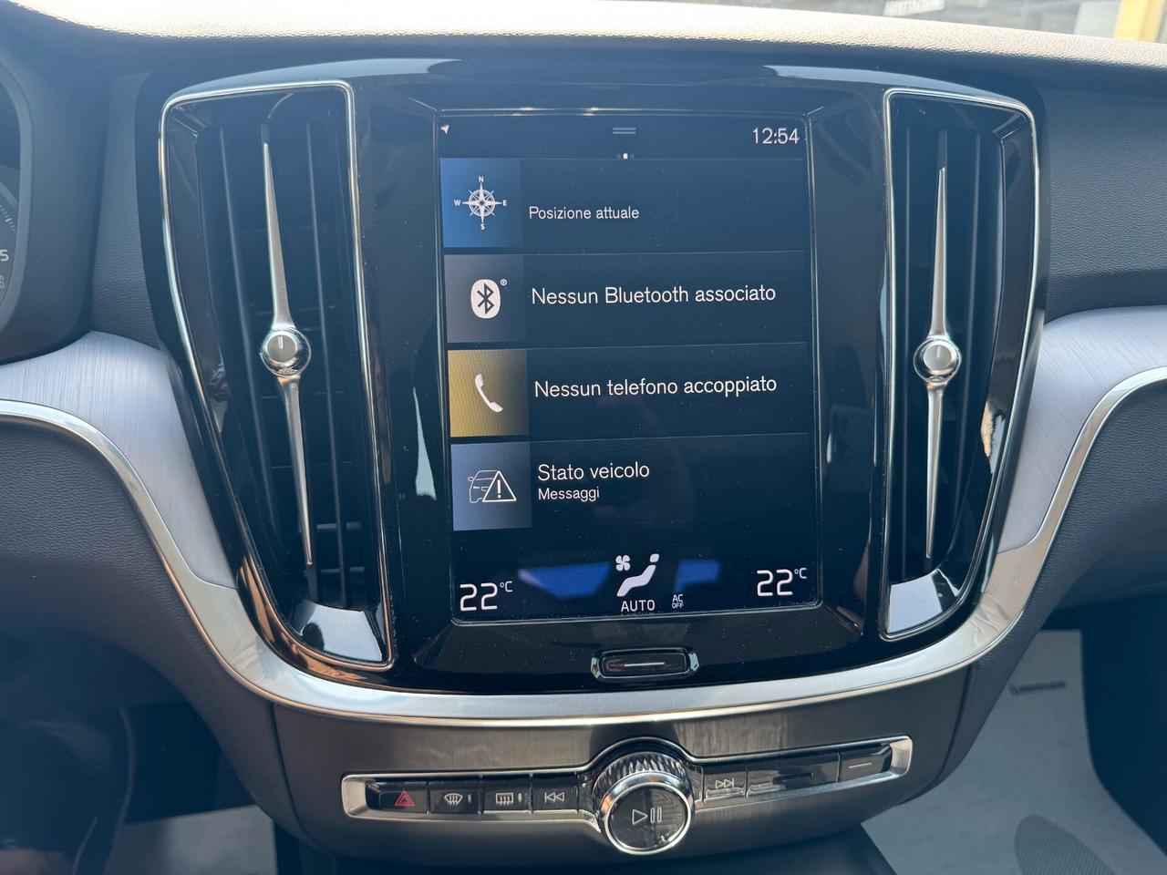 Volvo V60 B4 (Diesel/Hybrid) Automatico Momentum Bsn.