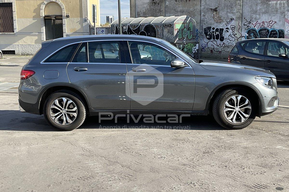 MERCEDES GLC 220 d 4Matic Business