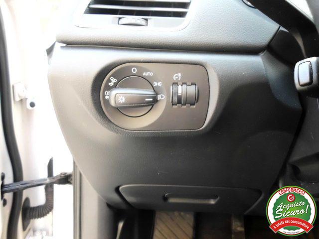 AUDI Q3 2.0 TDI 120 CV Business