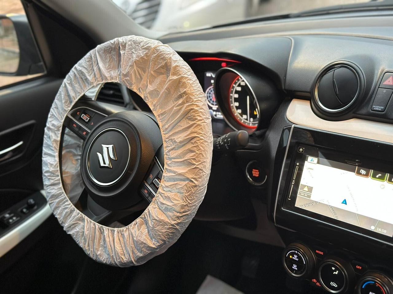 Suzuki Swift 1.2 Hybrid Top