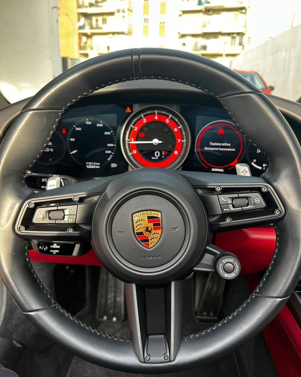 Porsche 911 CARRERA 4S CABRIO