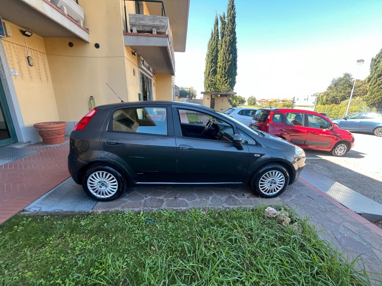 Fiat Grande Punto 1.3 MJT 75 CV 5 porte Dynamic