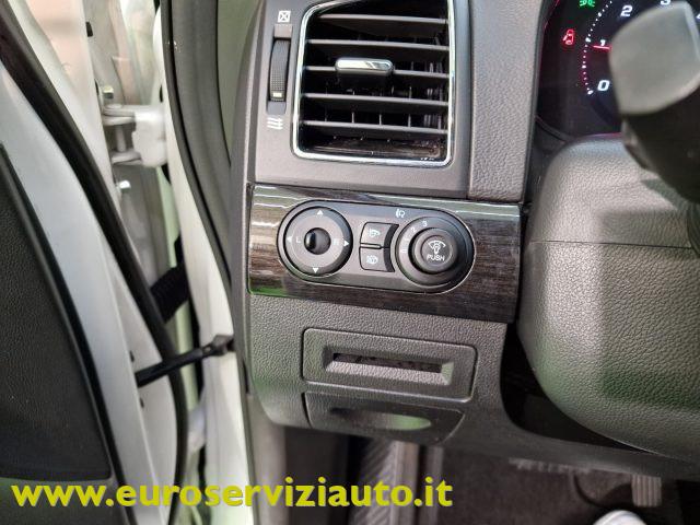 CHEVROLET Captiva 7 Posti 2.2 VCDi 184CV 4WD LTZ