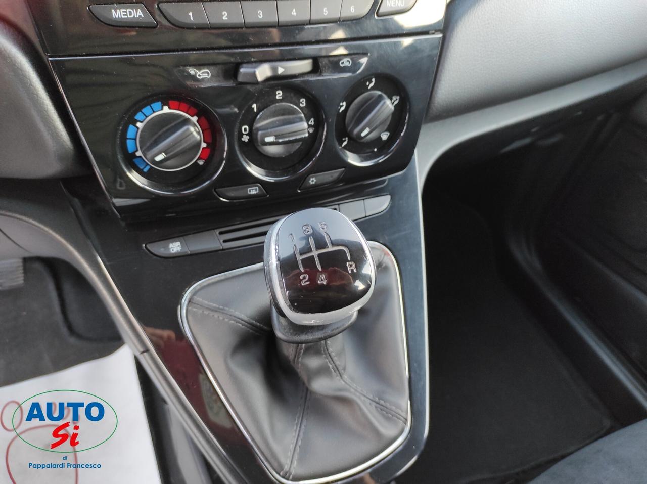Lancia Ypsilon 1.2 Benz/GPL - 69cv NEOPATENTATI