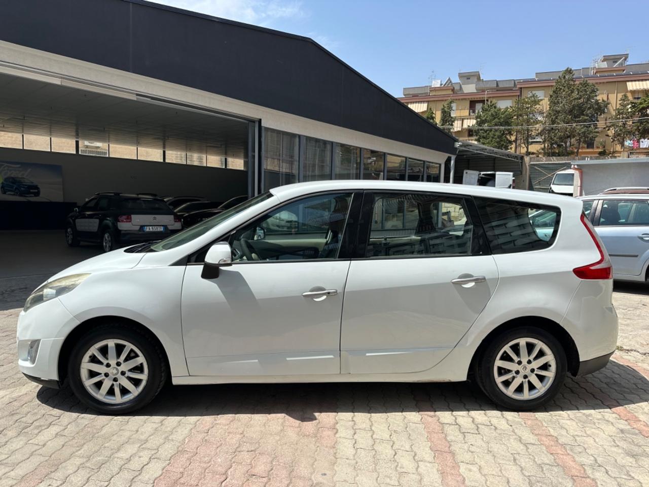 Renault Gran Scénic 1.9 dCi 130CV Dynamique