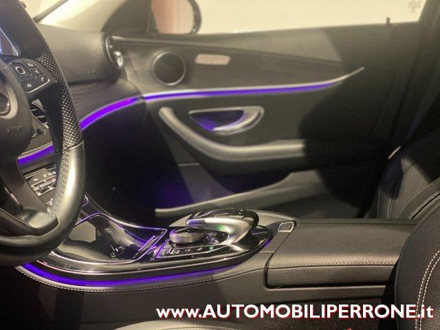 MERCEDES-BENZ E 220 d Sport (Virtual/Navi/Retro/LED)