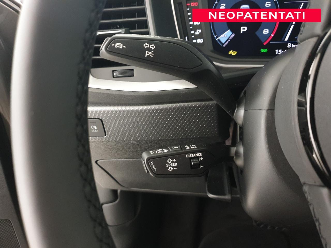 Allstreet 30TFSI 116CV S tronic Identity Contrast