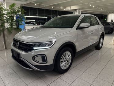 VOLKSWAGEN T-Roc 2022 1.0 tsi Life 110cv