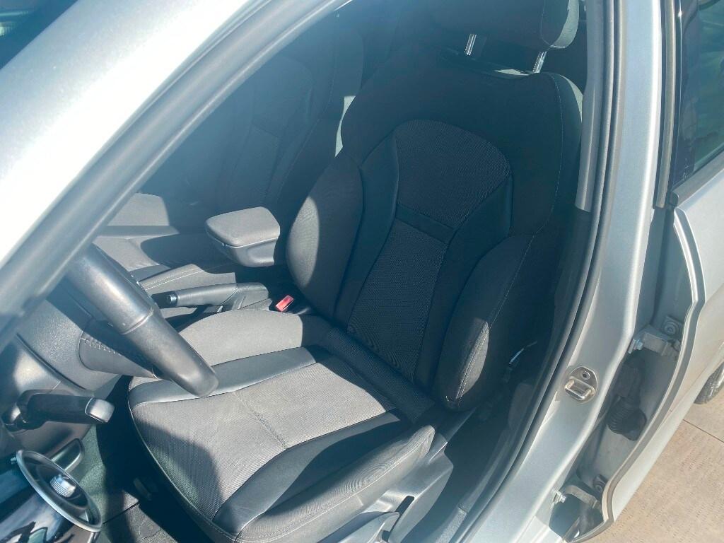 AUDI A1/S1 A1 SPB 1.2 TFSI Ambition