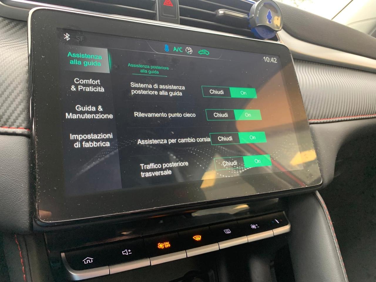 MG ZS 1.5 Luxury Garanz. Unicop. Neop. Full