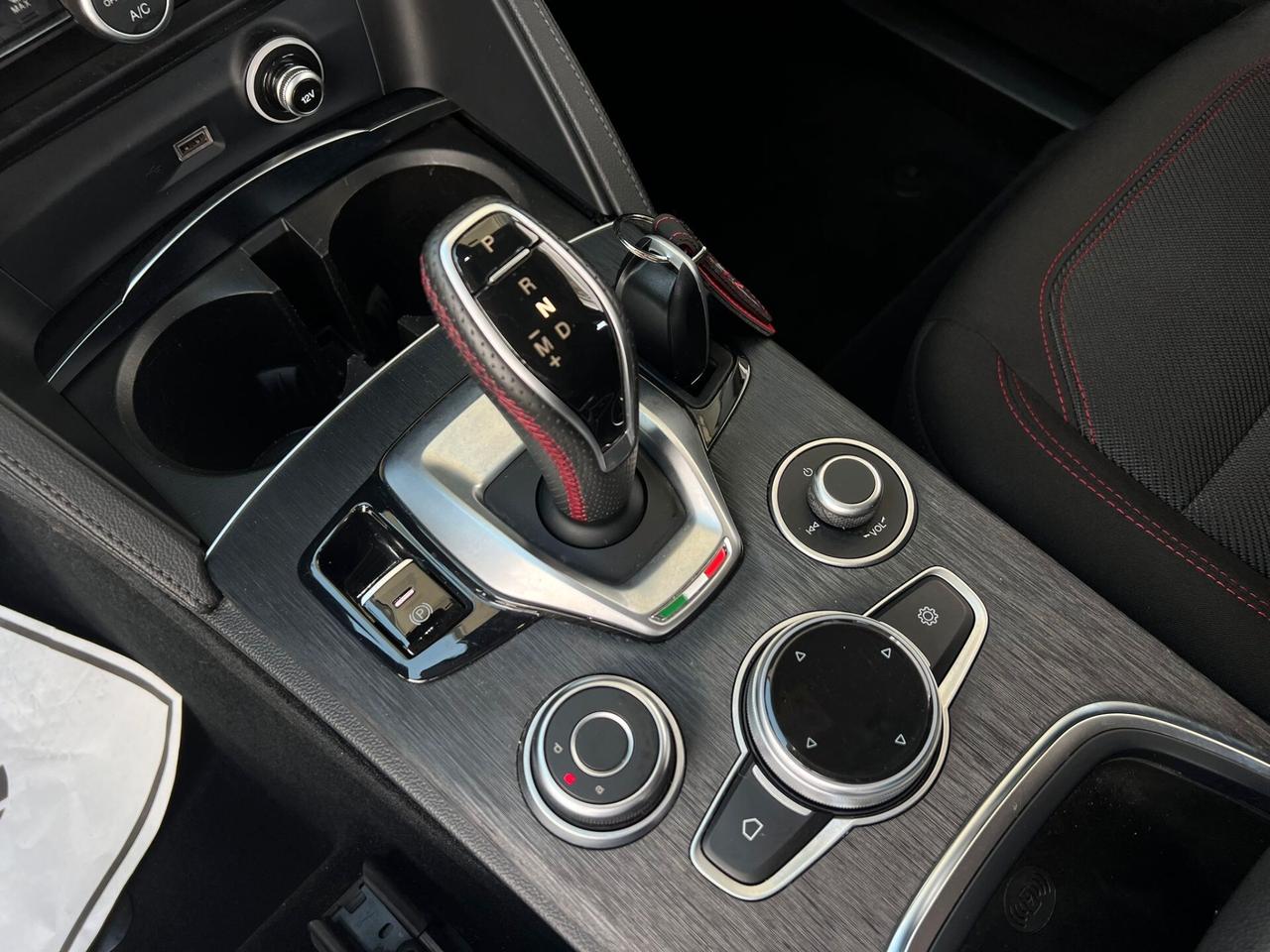 Alfa Romeo Stelvio 2.2 Turbodiesel 190 CV AT8 Q4