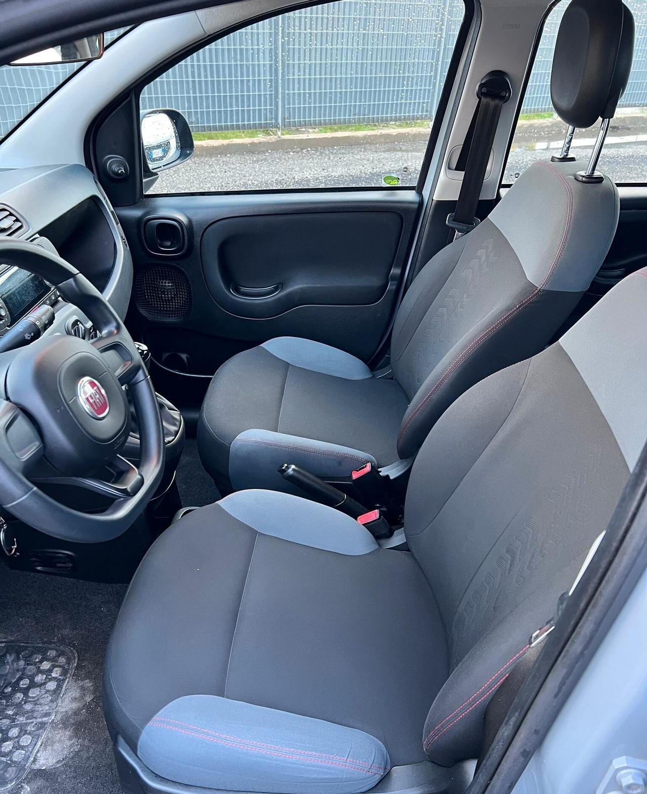 Fiat Panda 1.2 Lounge - PERFETTA IN OGNI SUA PARTE -