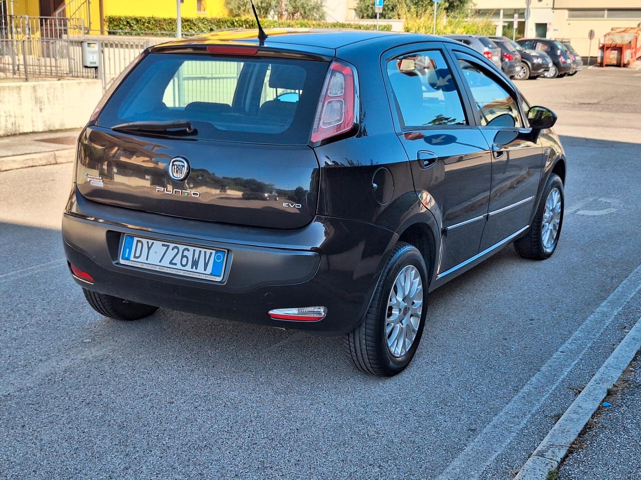 Fiat Punto Evo 1.4 5 porte Emotion Natural Power NEOPATENTATI EURO5