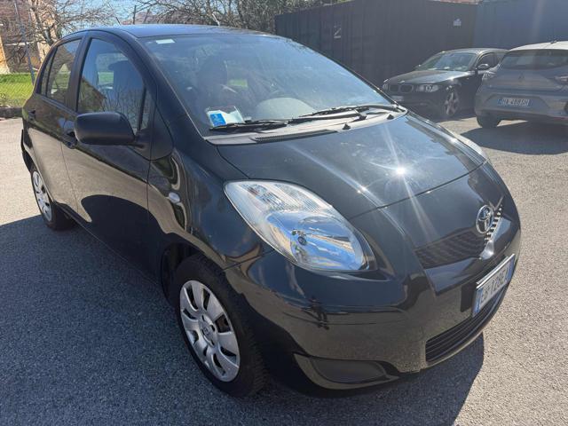 TOYOTA Yaris 1.0 5p Sol senza nessun lavoro da fare