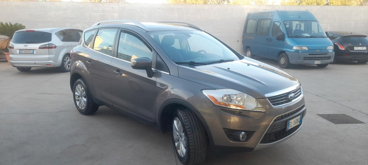 Ford Kuga 2.0 TDCI 163 CV 4WD Powershift Titanium