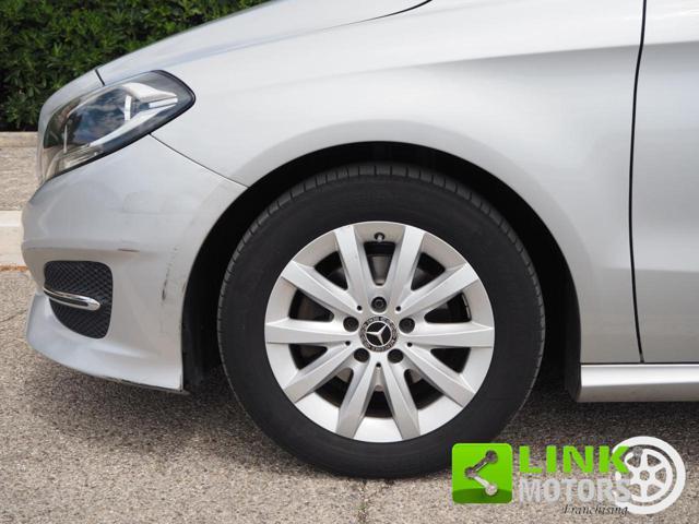 MERCEDES-BENZ B 180 d Automatic Executive