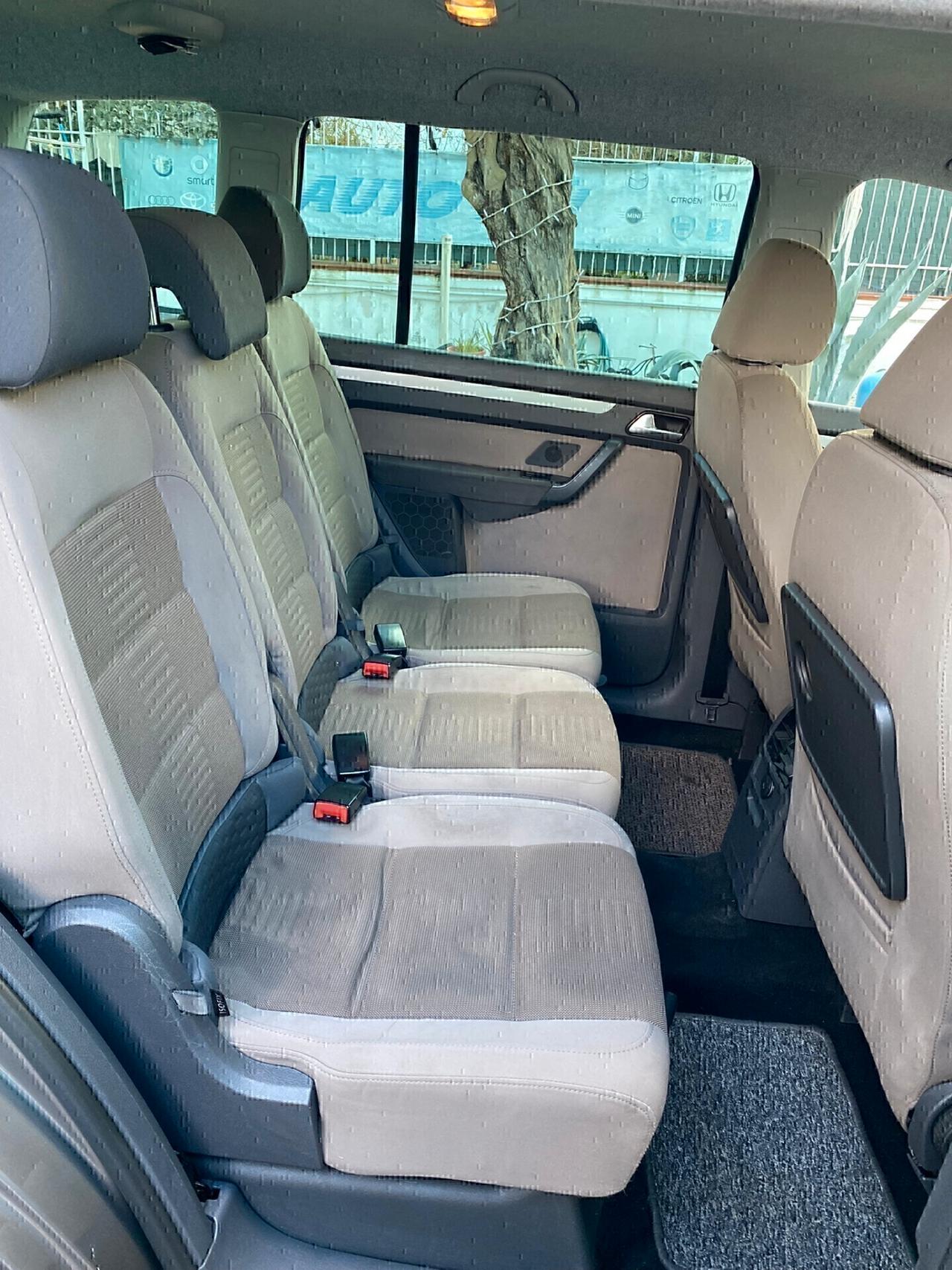 Volkswagen Touran 1.6 5 POSTI Bifuel GPL AUTOMATICO 170CV