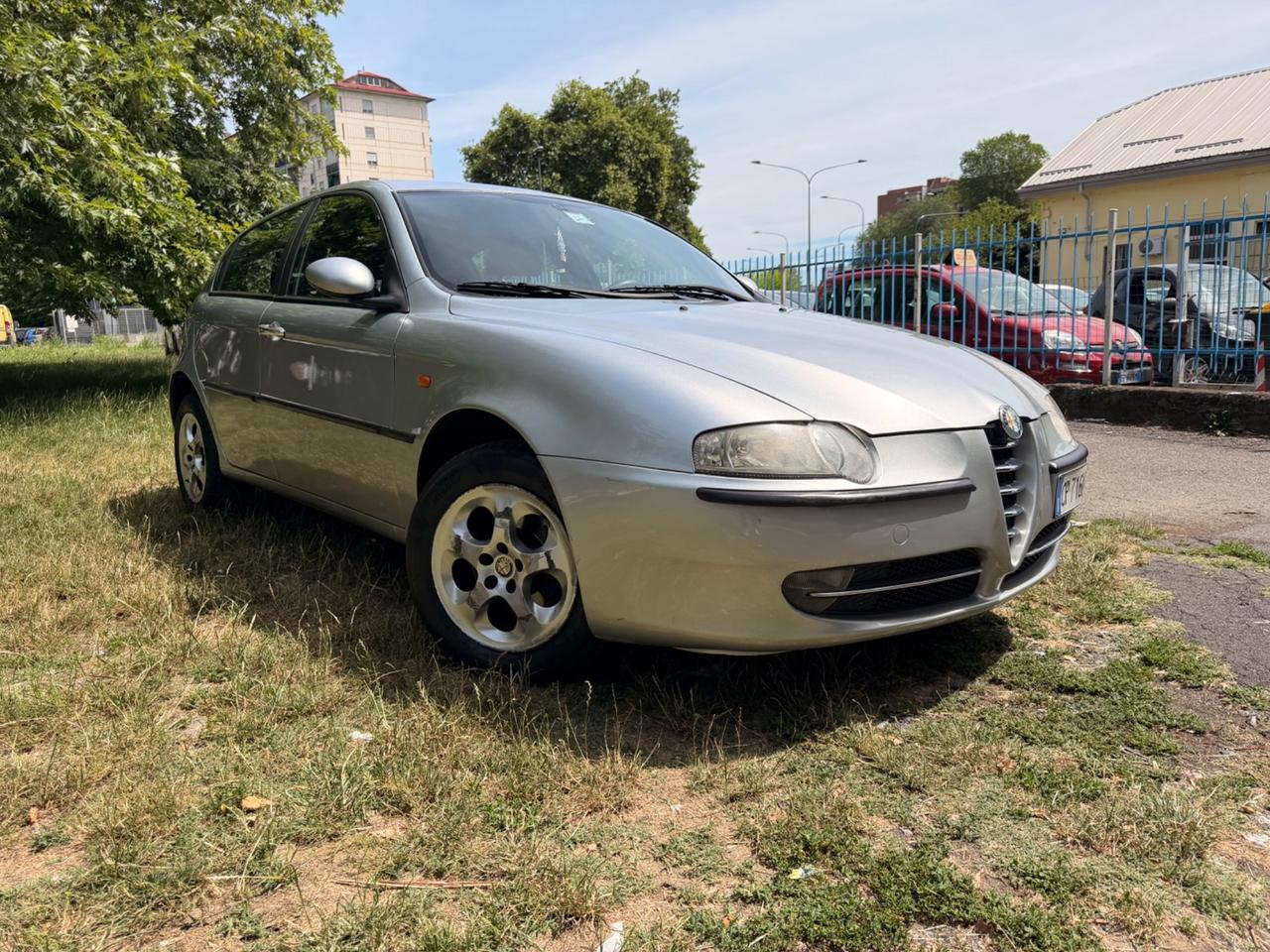 Alfa Romeo 147 1.6i T.S. (105 CV) cat 5p. Dist.