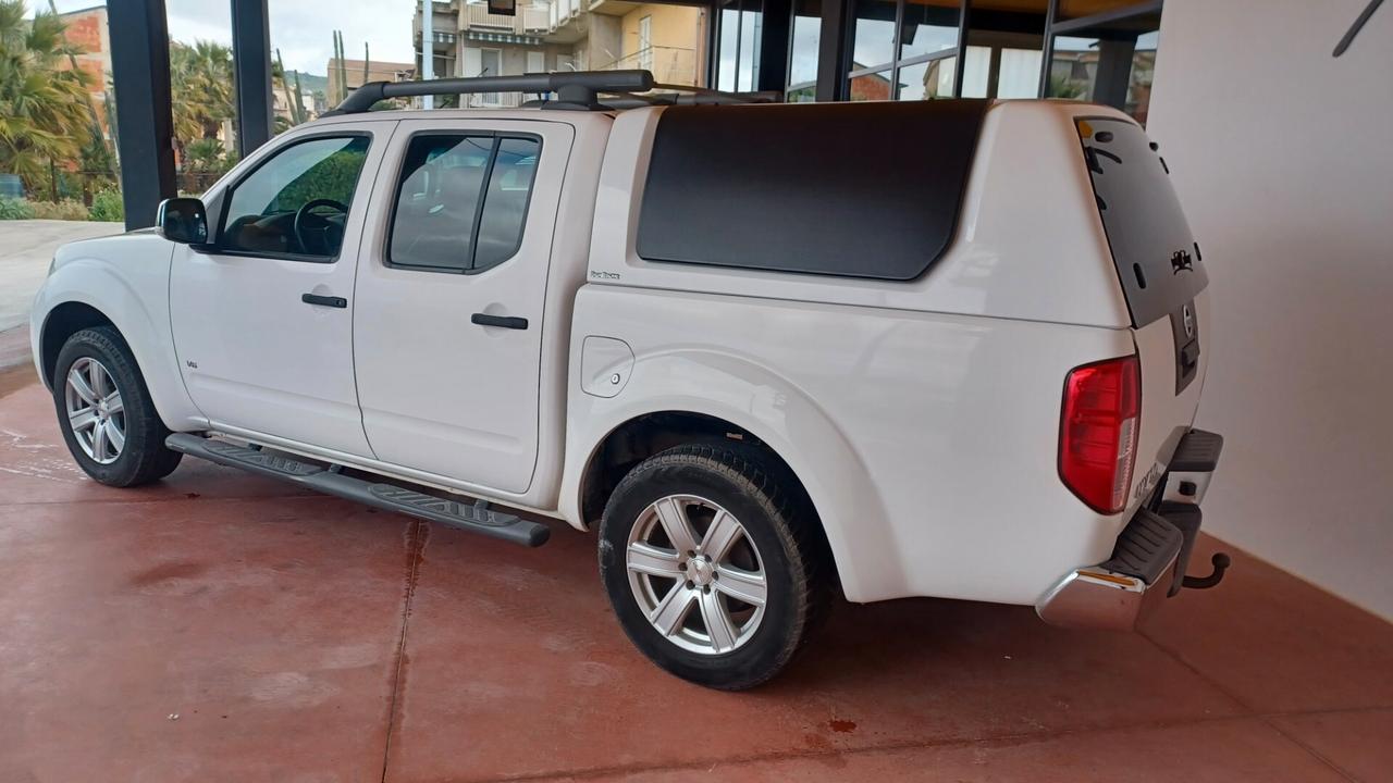 Nissan Navara 3.0 dCi 4 porte Double Cab LE V6