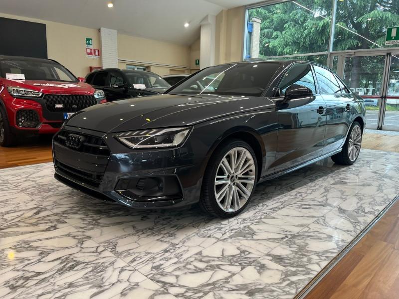 AUDI A4 35 TFSI S tronic Business Advanced