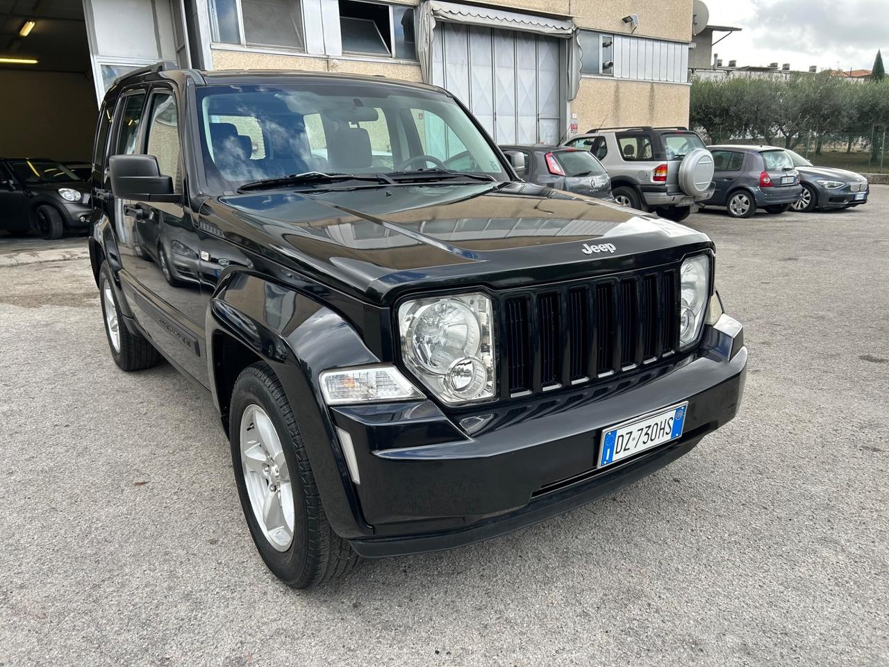 Jeep Cherokee 2.8 CRD 4X4 Gancio Traino 90000km