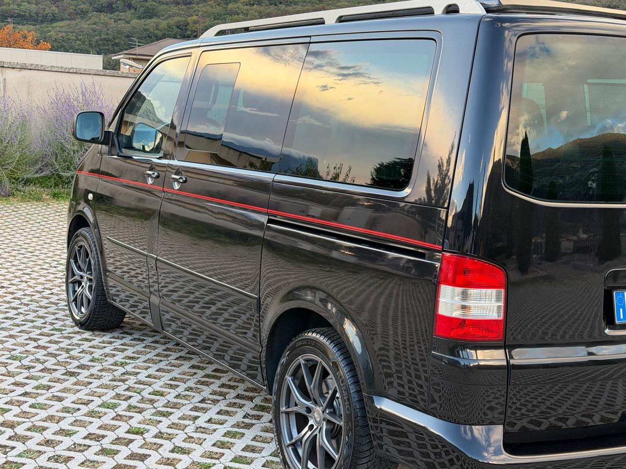 T5 Multivan 2.5 TDI/174CV Highline Automatico 7posti