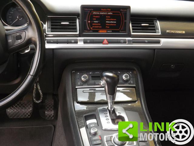 AUDI S8 5.2 V10 quattro tiptronic