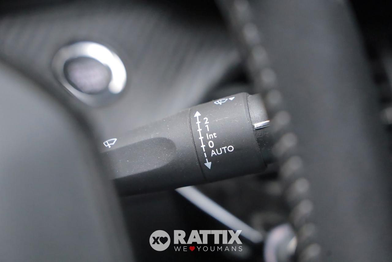 Peugeot e-208 motore elettrico 100kW Allure Pack