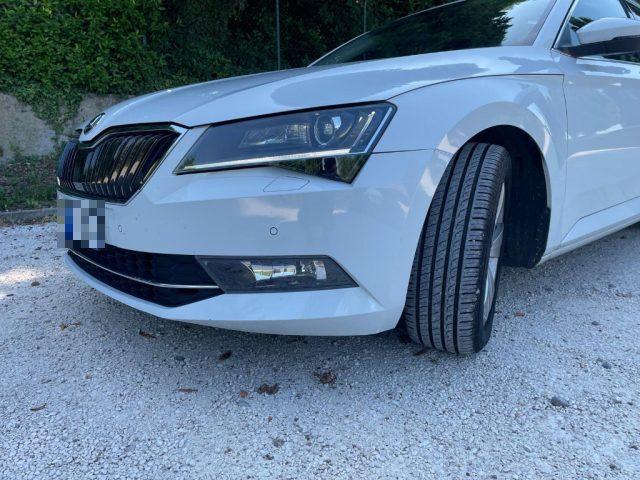 SKODA Superb 1.6 TDI DSG Ambition