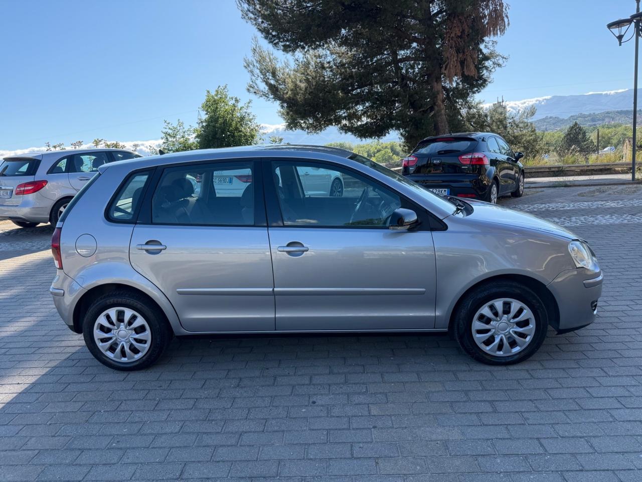 Volkswagen Polo unico proprietario 100 mila km