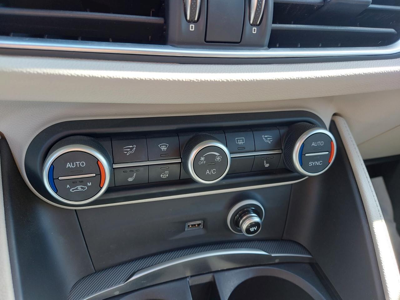 Alfa Romeo Stelvio 2.2 Td 190 cv AT8 Q4 Super