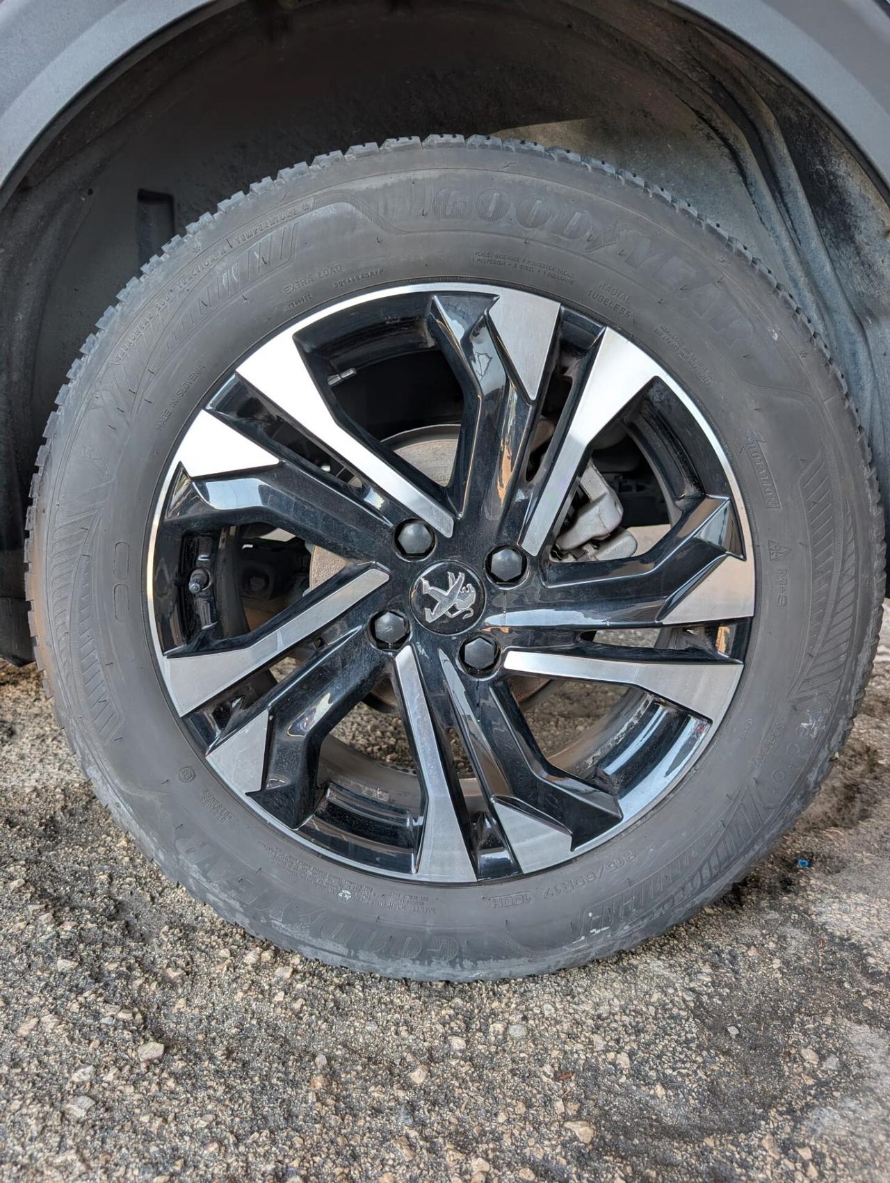 Peugeot 2008 1.5 Bluehdi 130 Cv Eat8 Allure