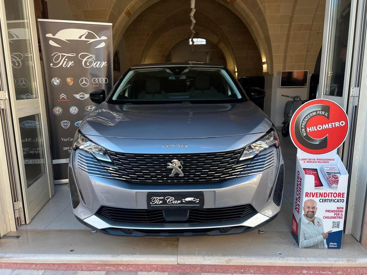 PEUGEOT 3008 ALLURE 1.5 130CV PELLE NAVI CAM ANNO 2022