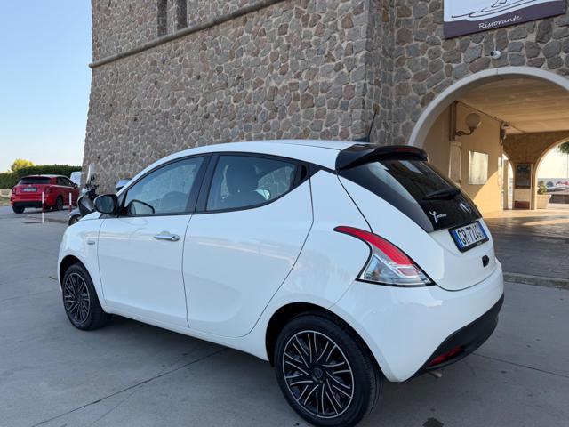 LANCIA Ypsilon GOLD MY24+RETROCAMERA+WIRELESS+NAVI