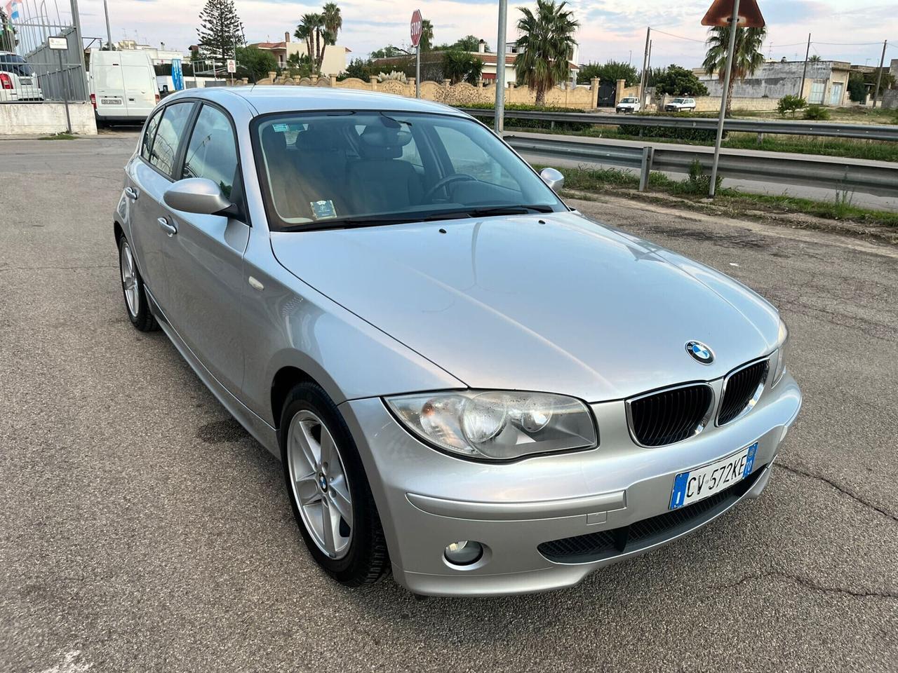 Bmw 116 116i cat 5 porte Futura