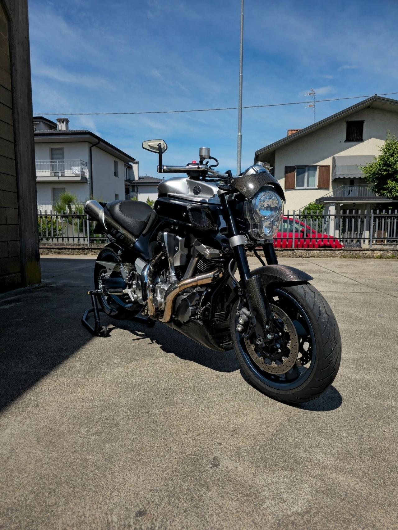Ducati Monster 1200
