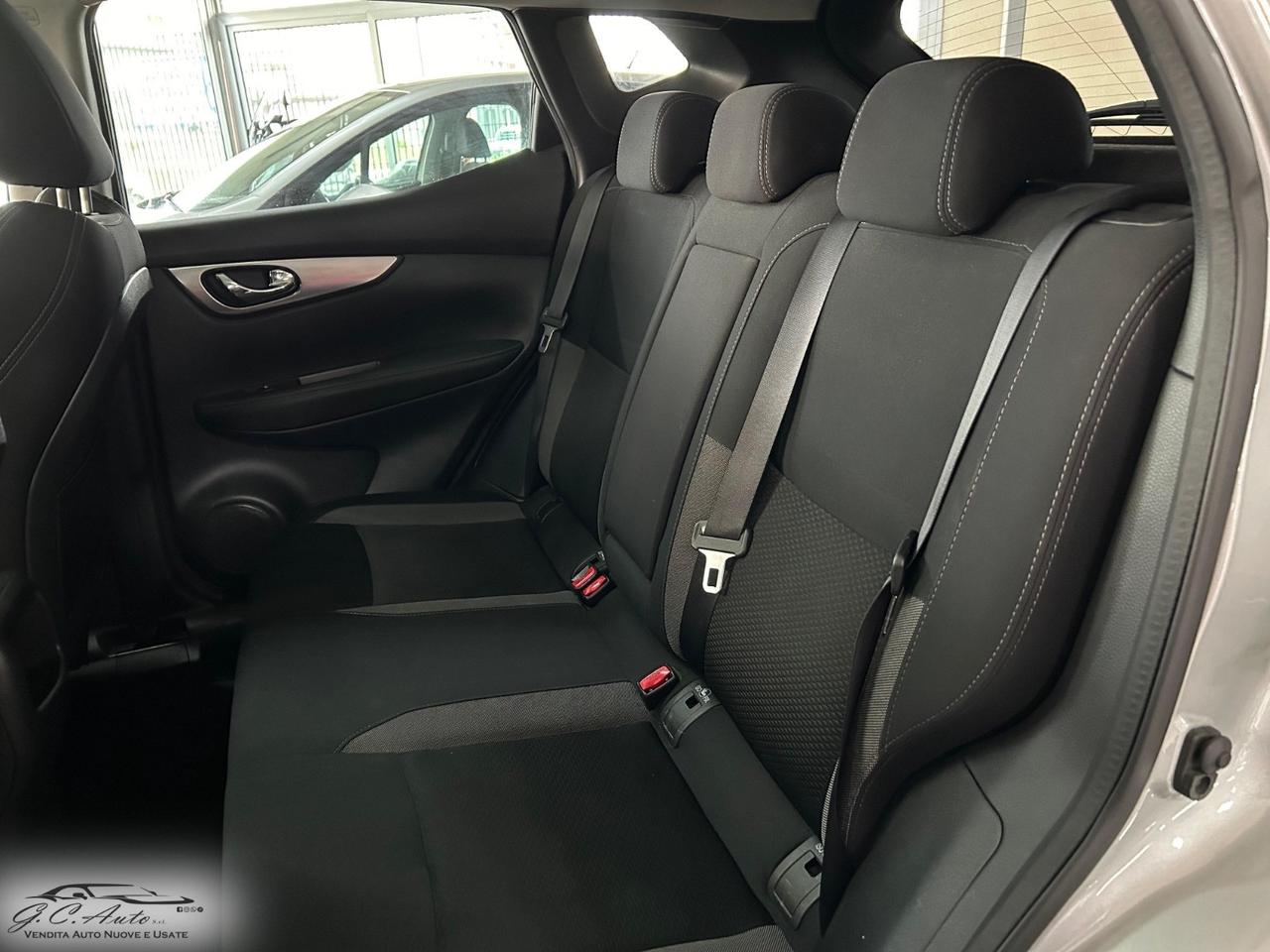 Nissan Qashqai 1.5 dCi N-Connecta