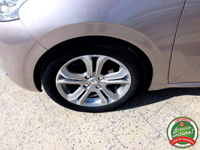 PEUGEOT 208 1.4 8V HDi 68CV 5p. Allure