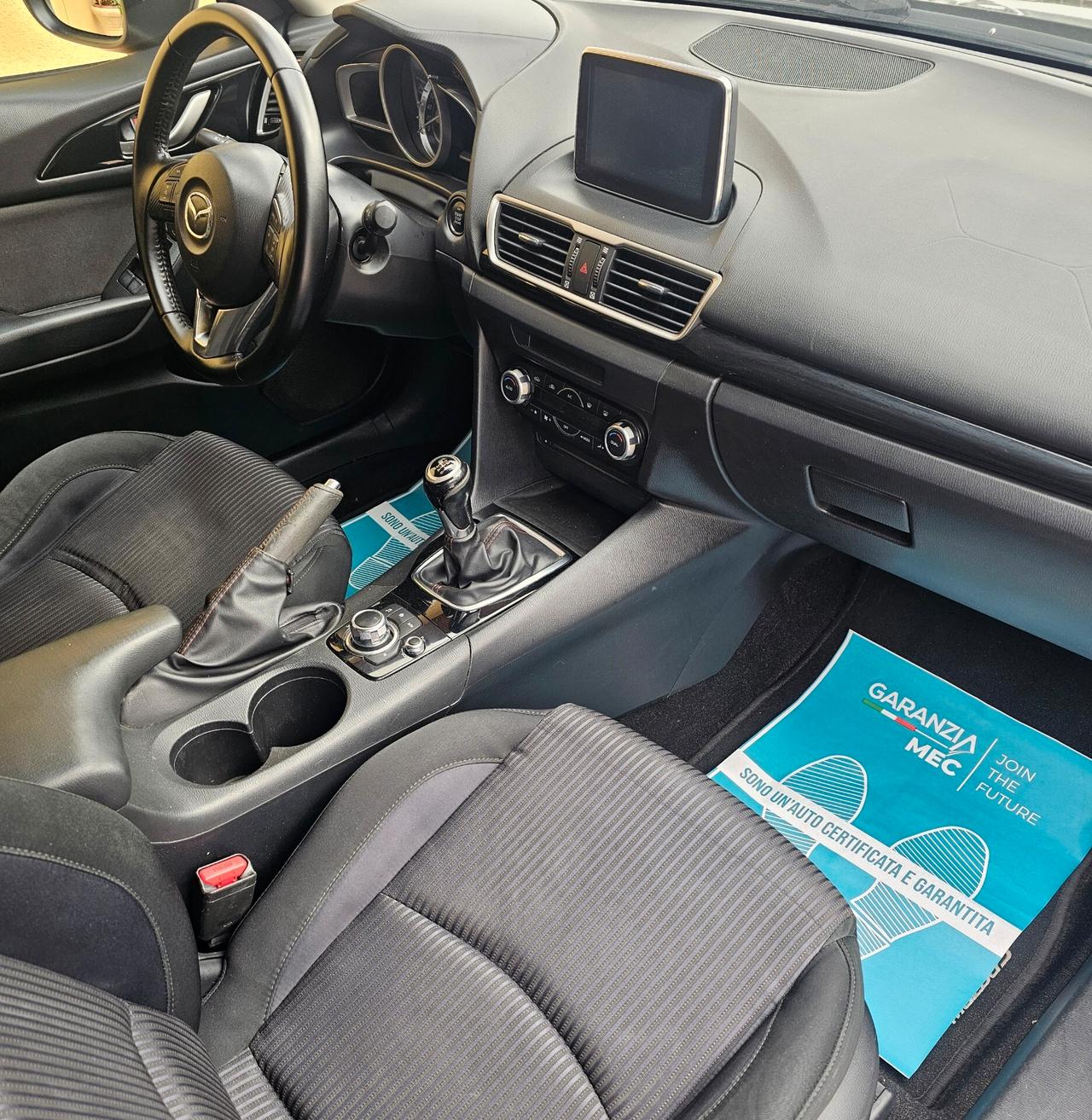 Mazda 3 Mazda3 1.5 Skyactiv-G Evolve