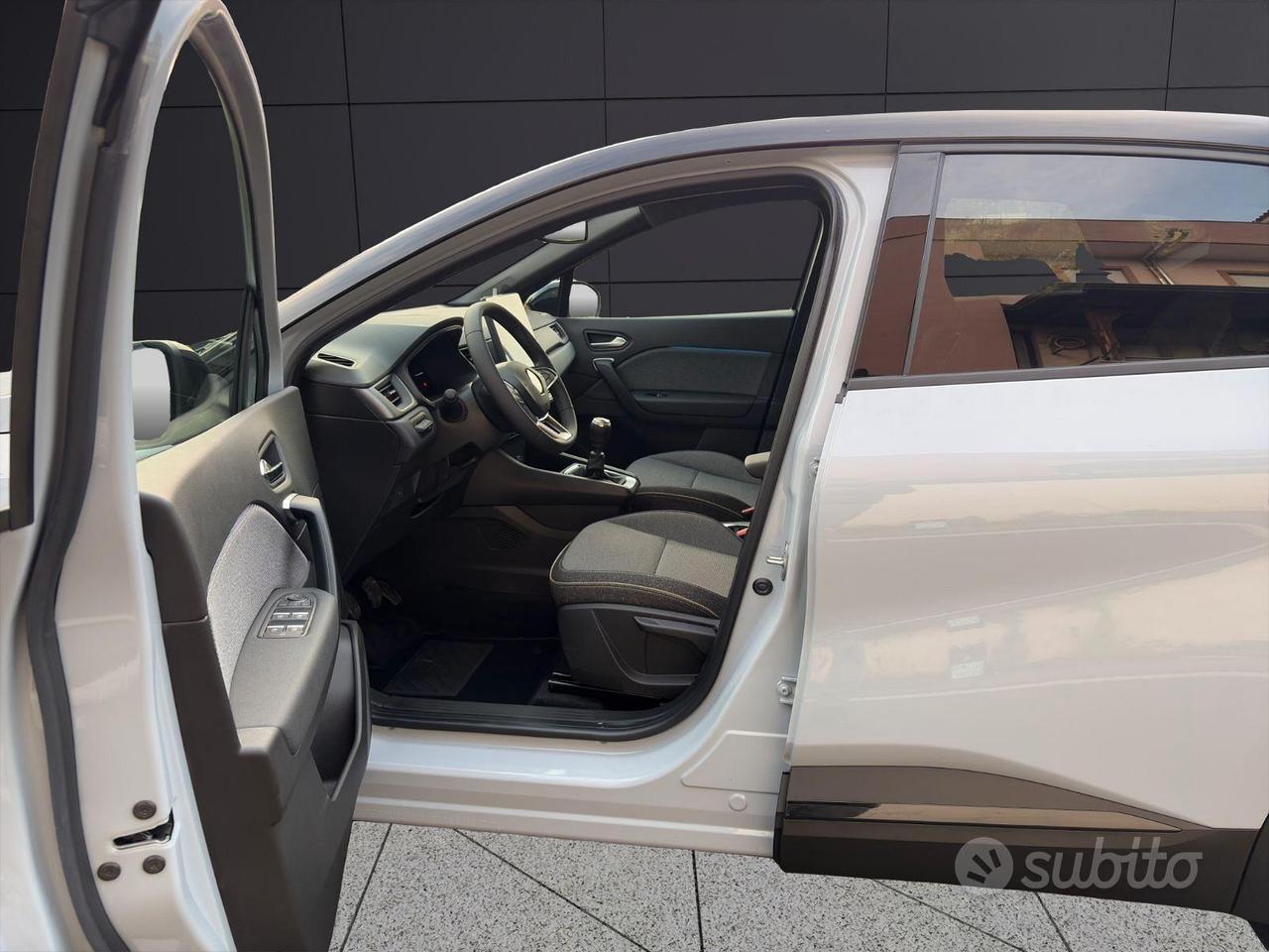 Renault Captur 1.2 TCe 115CV MY26 TECHNO TUA DA €240