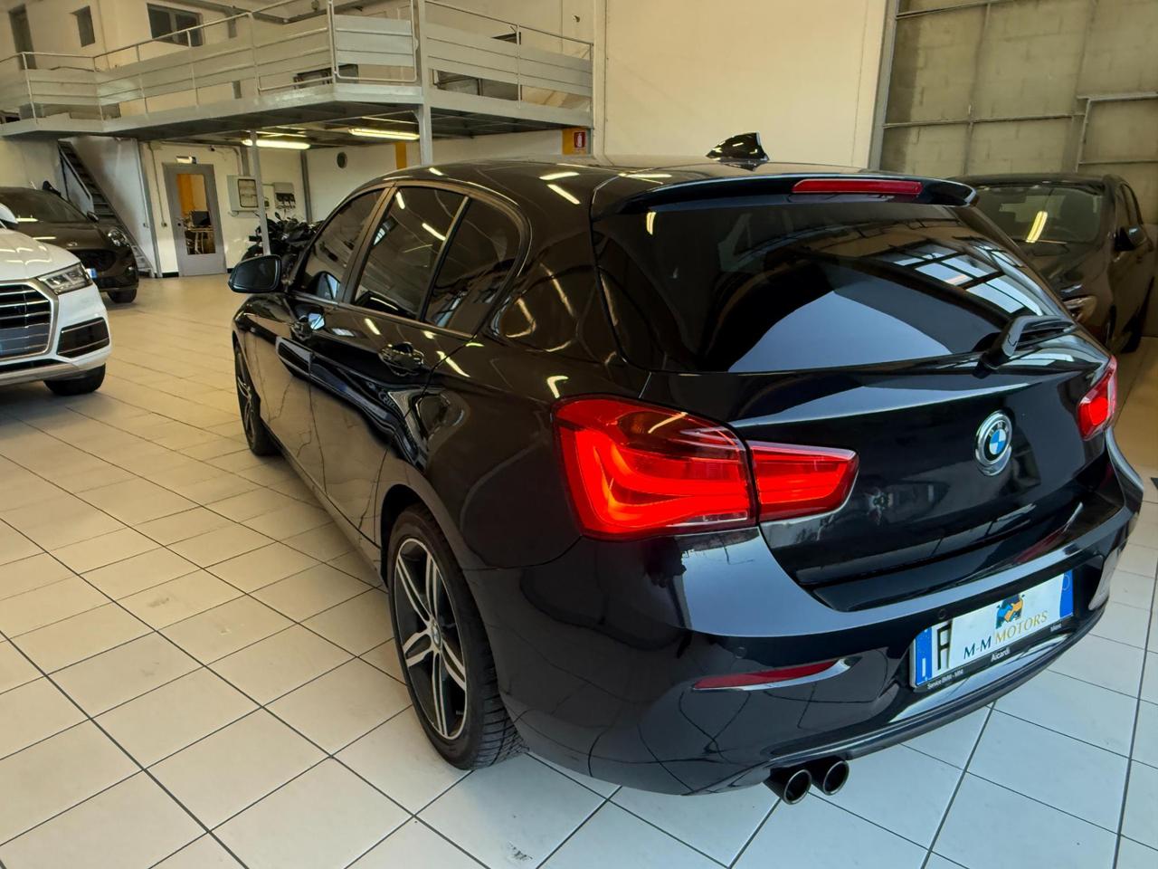 BMW 120 d Sport 5p auto