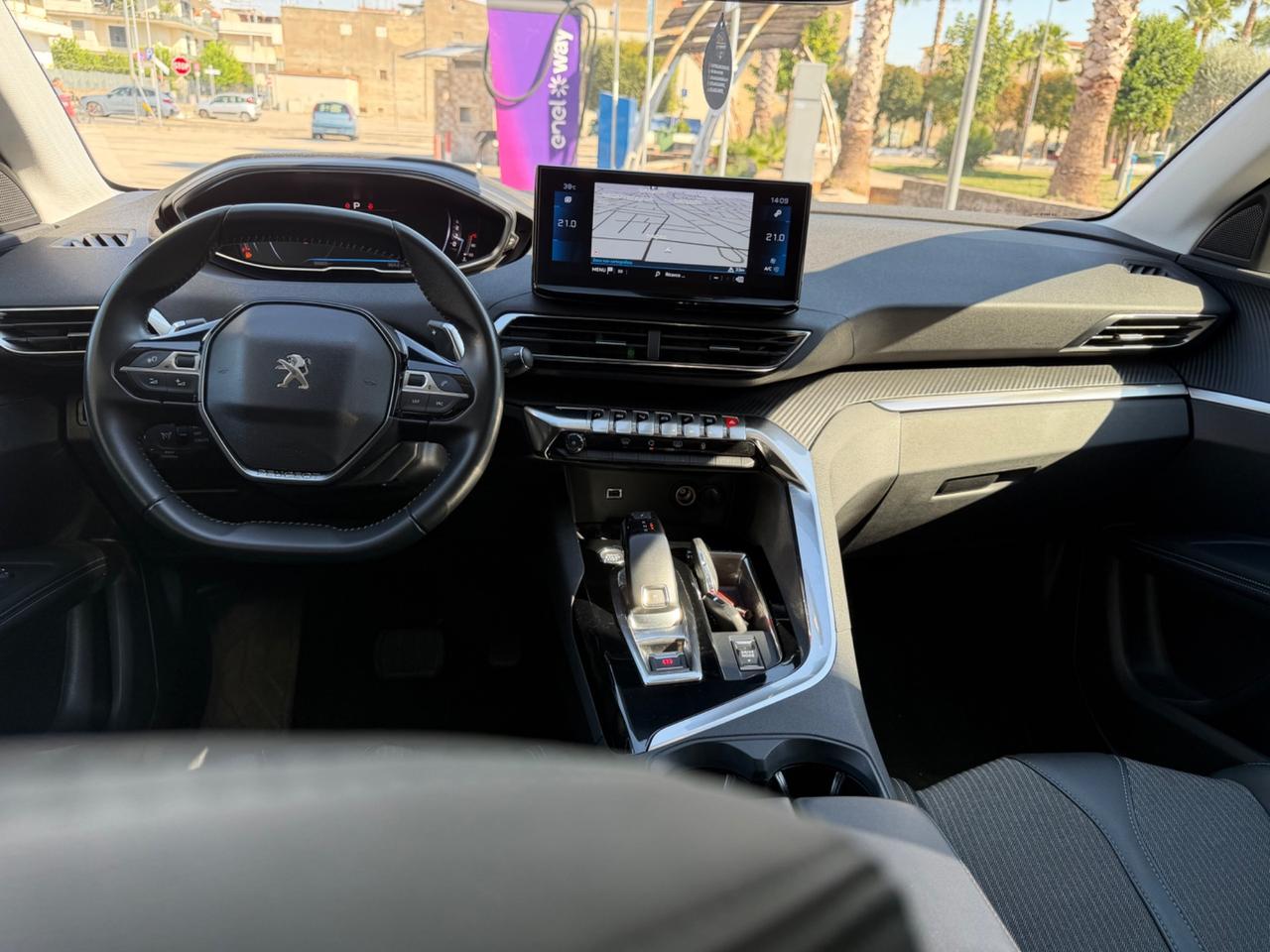 Peugeot 3008 BlueHDi 130 S&S EAT8 Allure