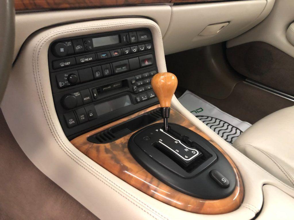 JAGUAR XK8 4.0 Coupé*Cambio Automatico*Tagliandi Ufficiali*