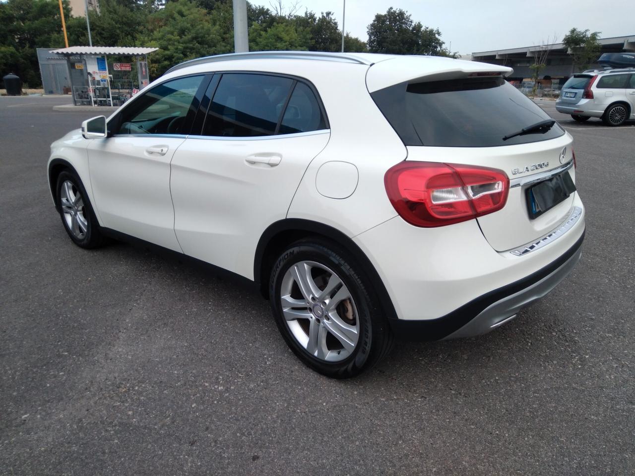 Mercedes-benz GLA 200 d Automatic Sport 136cv