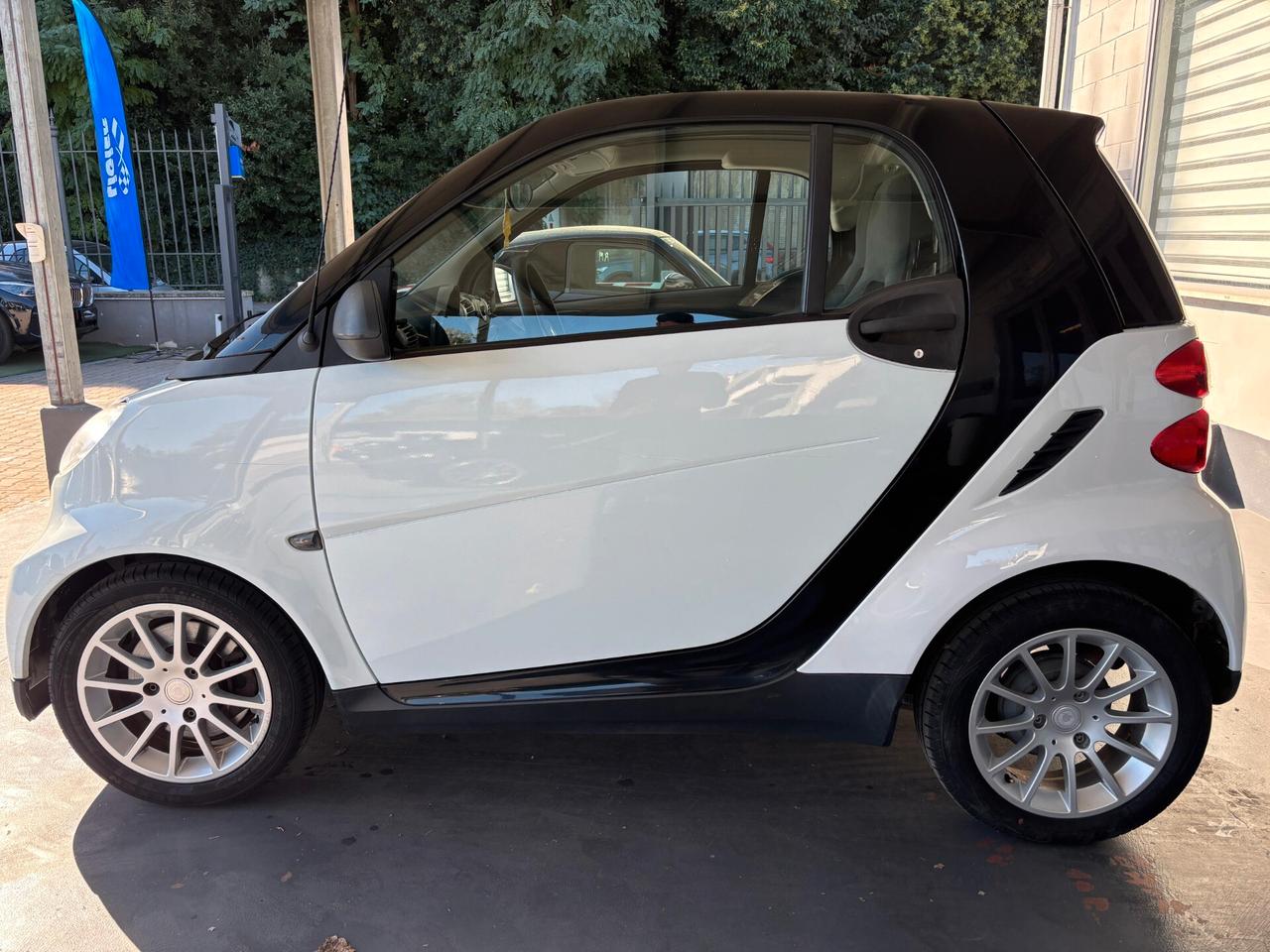 Smart ForTwo 1000 62 kW coupé pulse