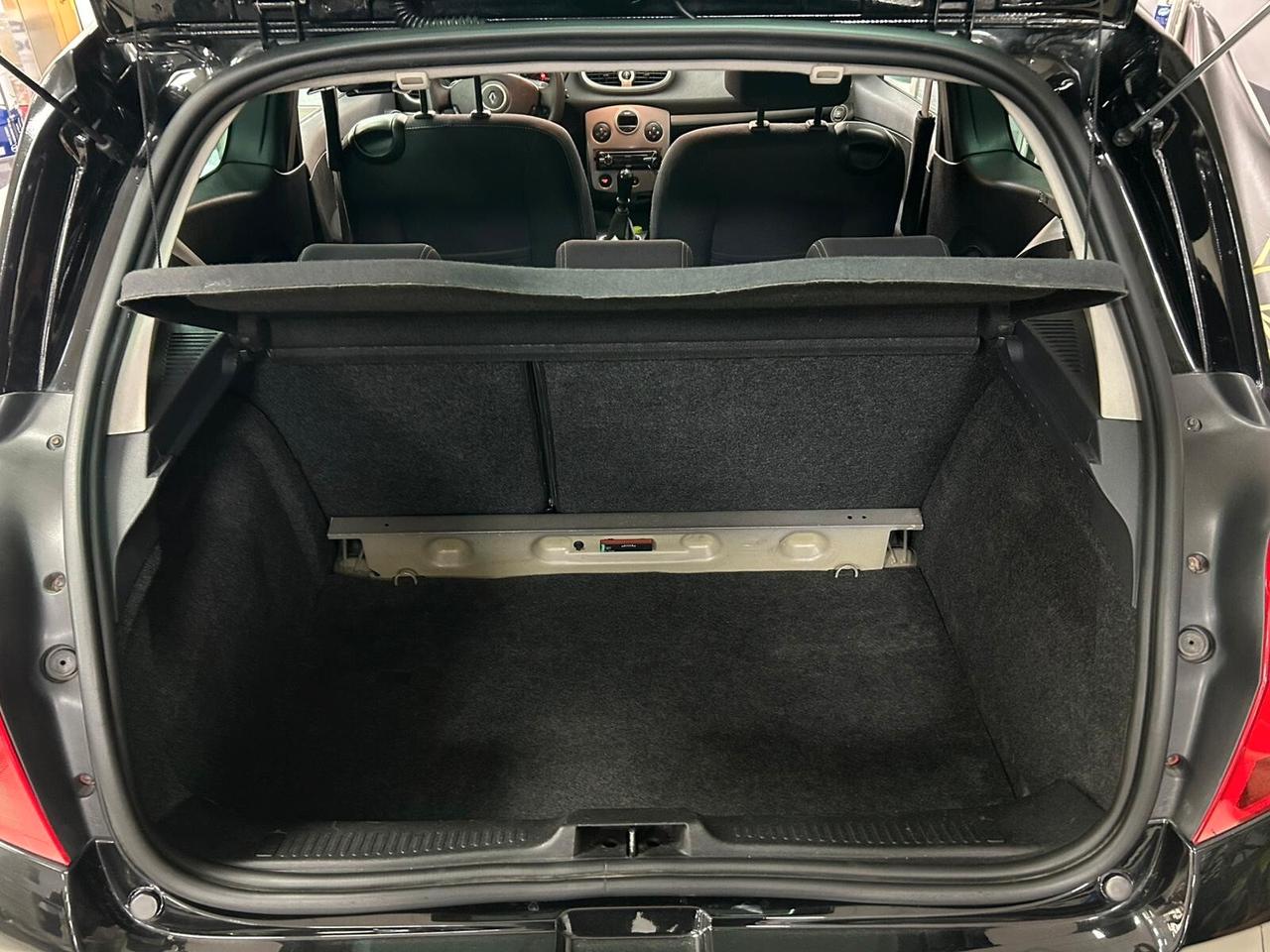 Renault Clio 2.0 16V 200CV 3 porte RS